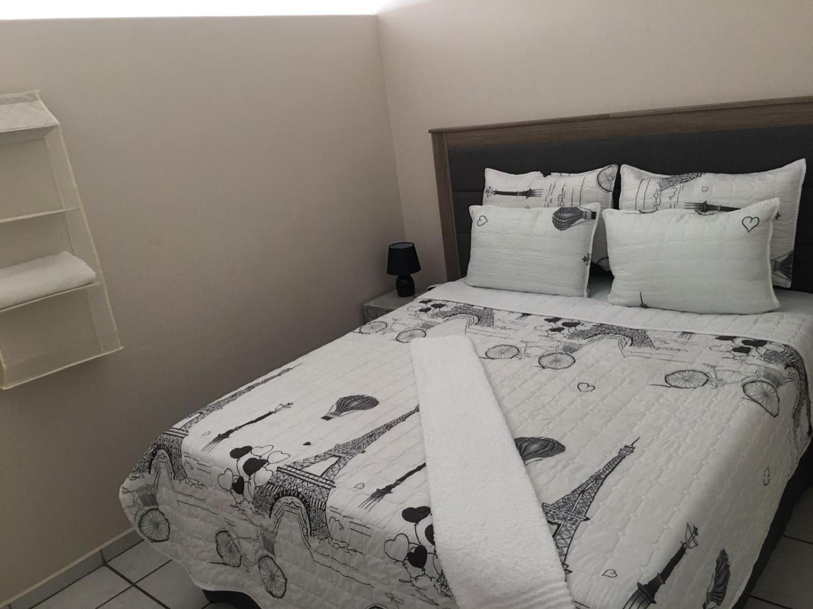 15 Uvongo Square * Margate