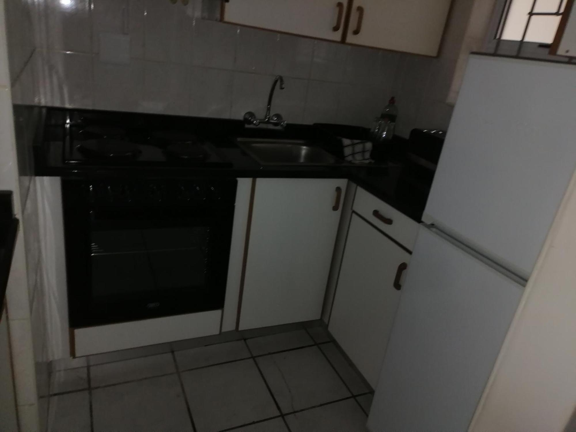 15 Uvongo Square